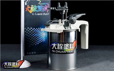 色漆攪拌蓋（立裝）